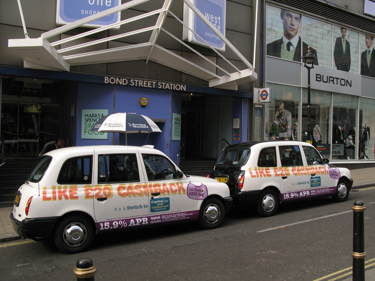 2007 Ubiquitous taxi advertising campaign for Capital One Bank - Like £20 cashback