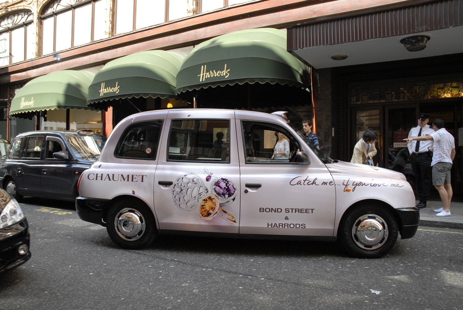2008 Ubiquitous taxi advertising campaign for Chaumet - Catch me if you love me