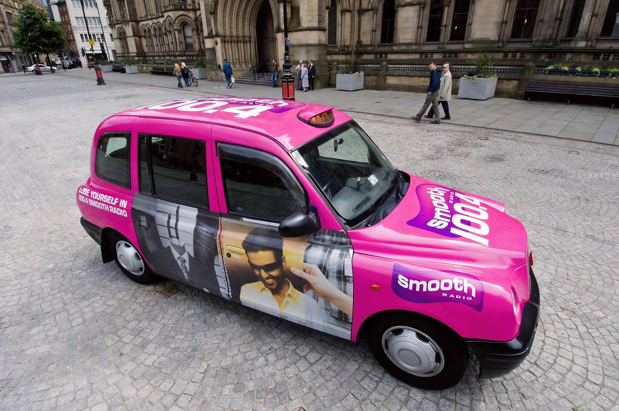 2007 Ubiquitous taxi advertising campaign for Smooth Radio - Smooth Ride