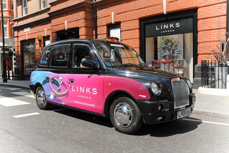 2012 Ubiquitous taxi advertising campaign for Links of London - Official Jewellery Provider of London 2012