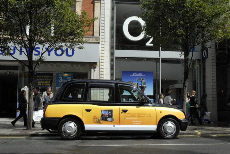 2009 Ubiquitous taxi advertising campaign for Sony Ericsson - I &quot;love&quot; Showtime, Anytime