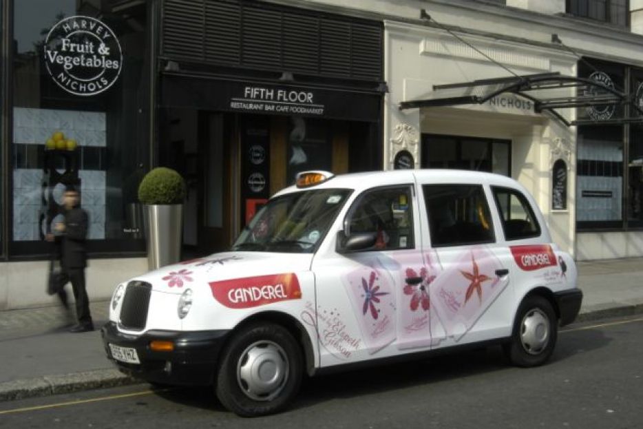 2005 Ubiquitous taxi advertising campaign for Canderel - Designed by Elsbeth Gibson (For Pink Ribbon Foundation)