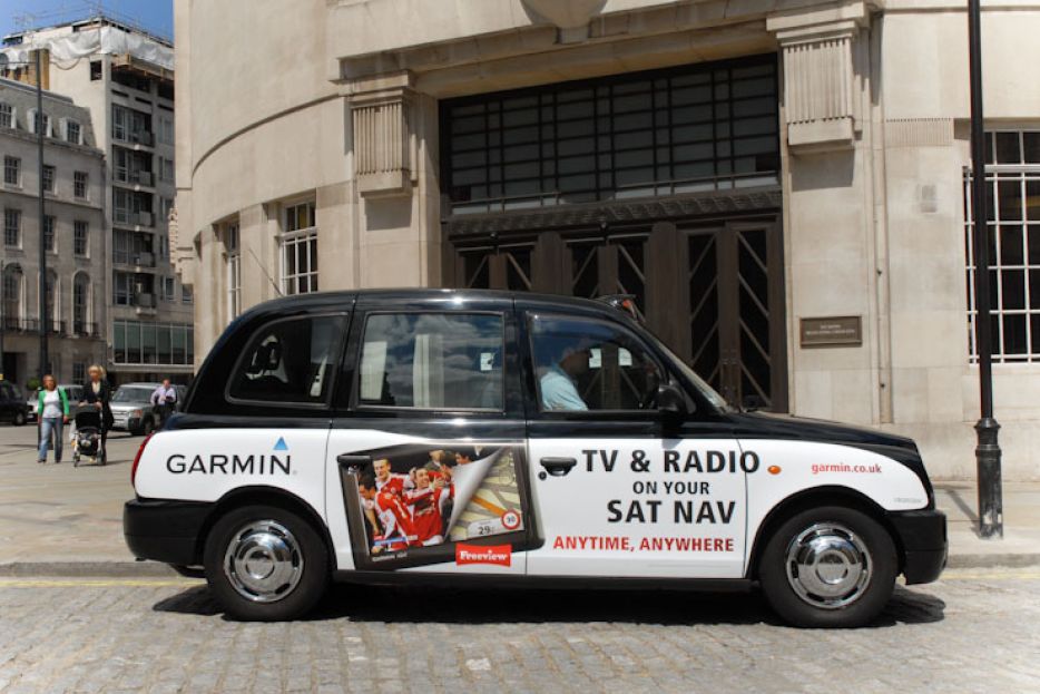 2010 Ubiquitous taxi advertising campaign for Garmin  - Garmin