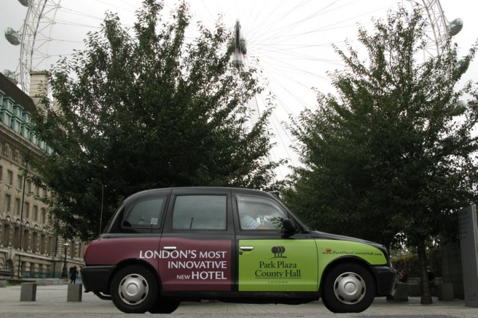 2007 Ubiquitous taxi advertising campaign for Park Plaza - London&#039;s Most Innovative New Hotel