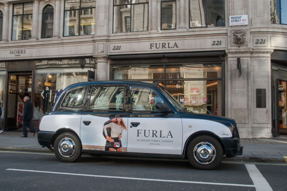 2016 Ubiquitous campaign for Furla - Furla.com